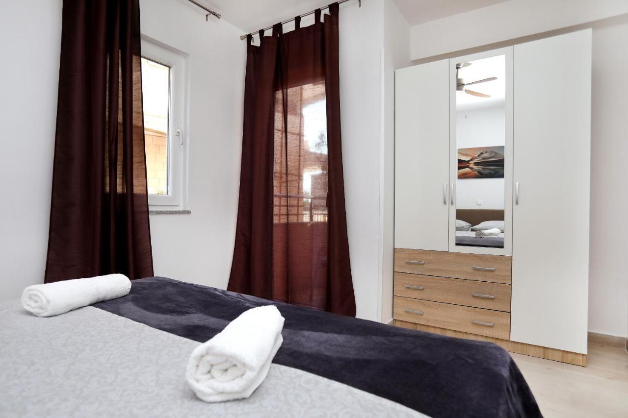 Villa Stella Trogir Bagian luar foto