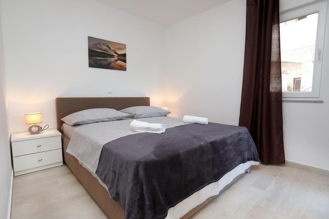 Villa Stella Trogir Bagian luar foto